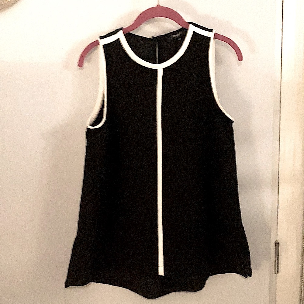 Madewell sleeveless blouse, black w/white piping